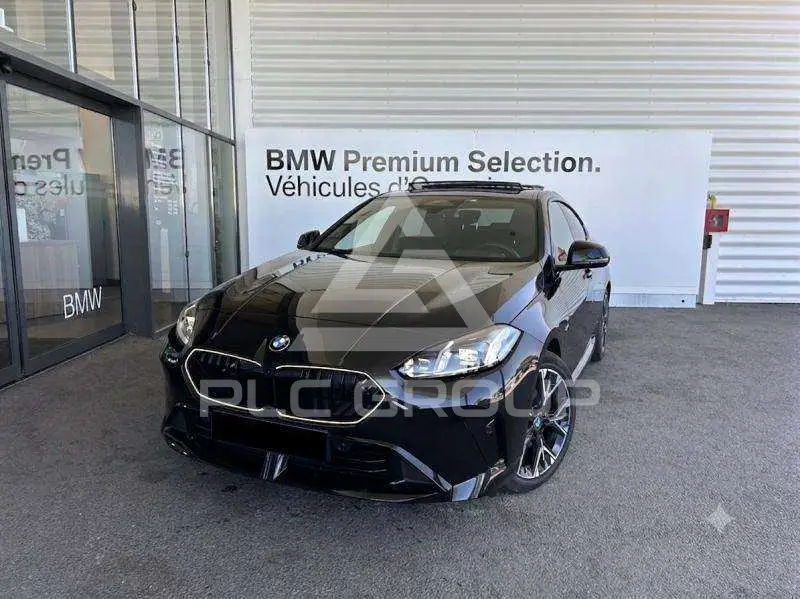 2025 BMW 220