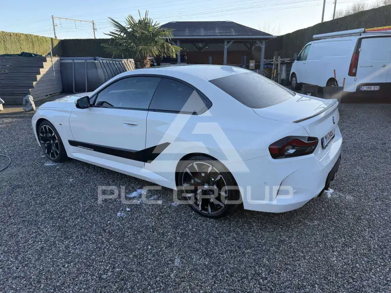 2025 BMW 220