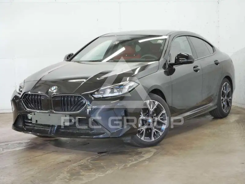 2025 BMW 220