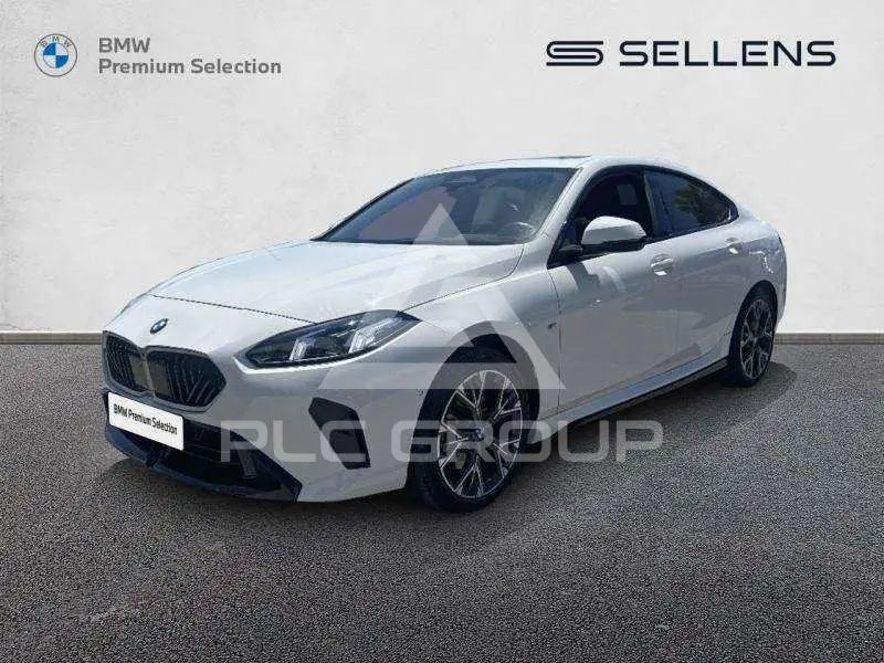 2025 BMW 220