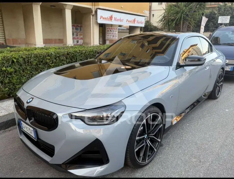 2025 BMW 220