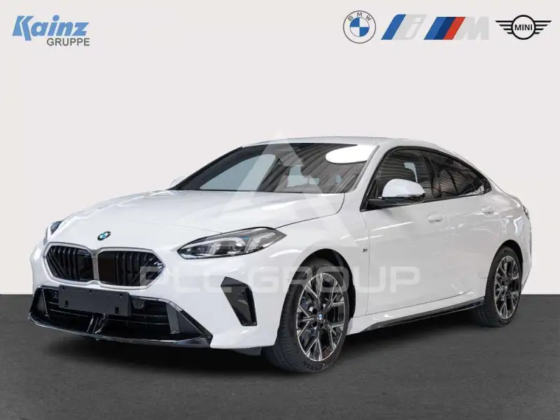 2025 BMW 220