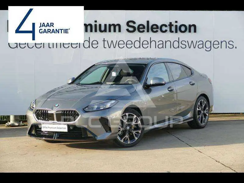 2025 BMW 220