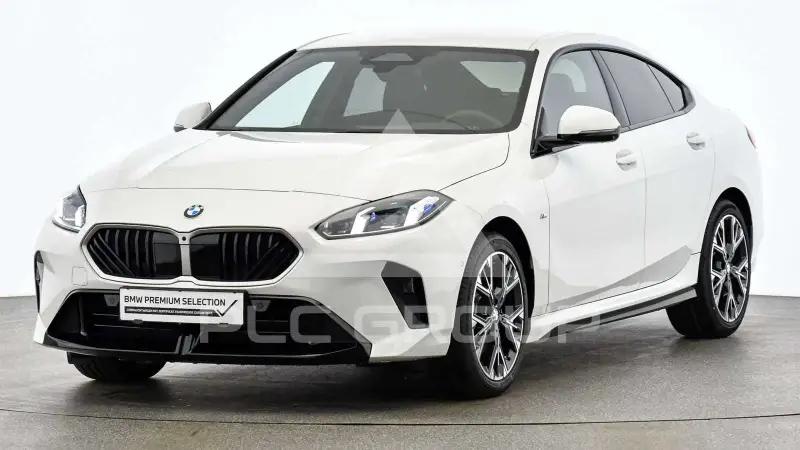 2025 BMW 220