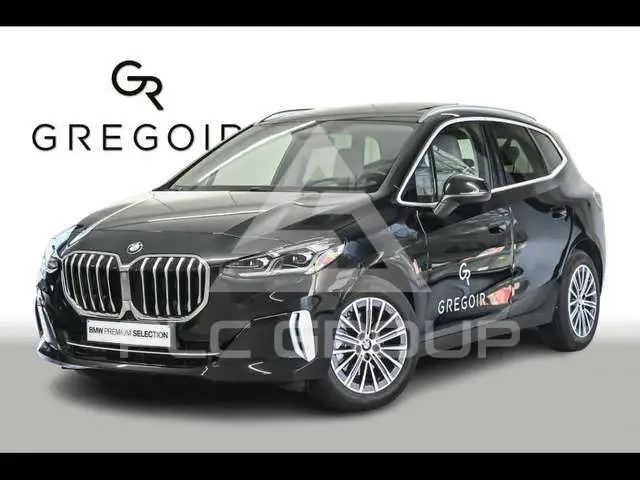 2025 BMW 220