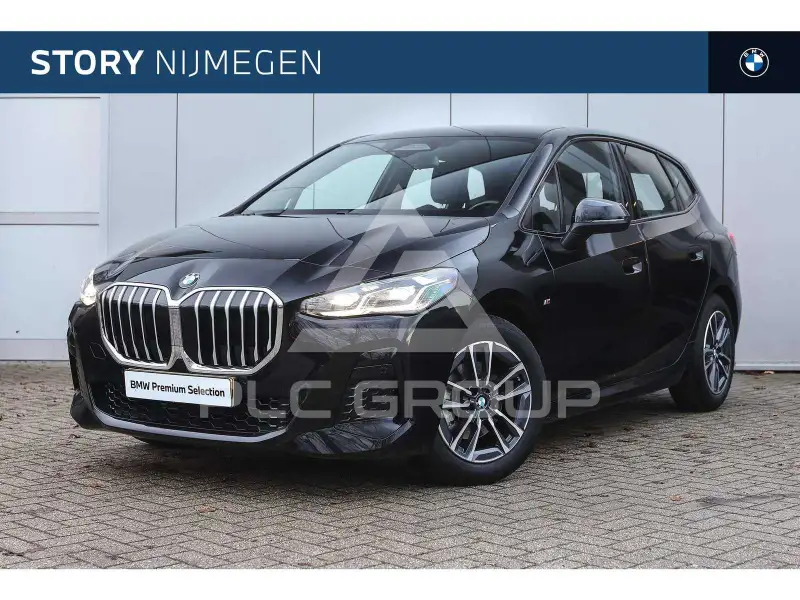2025 BMW 220