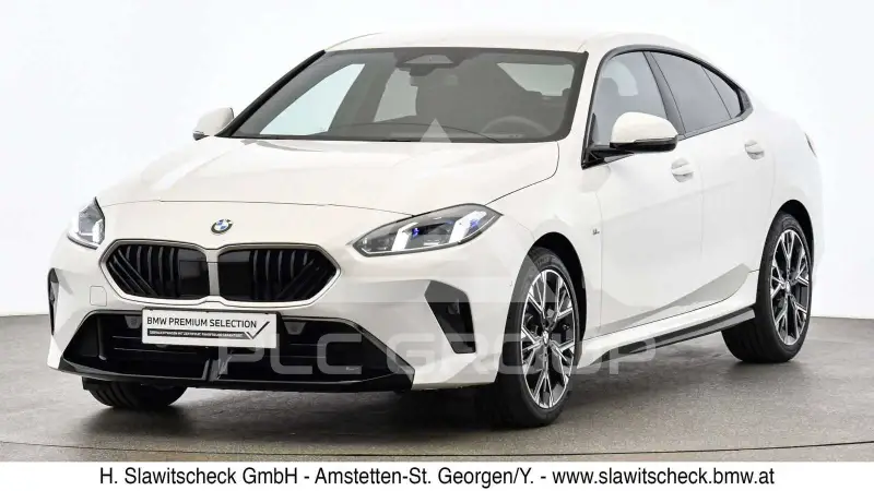 2025 BMW 220