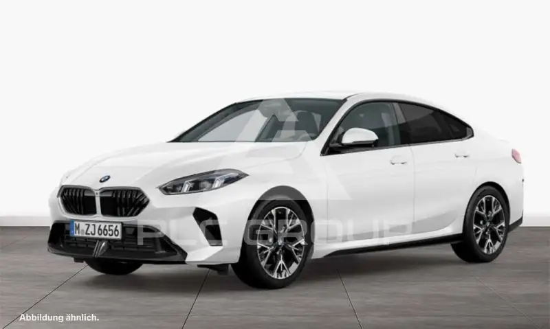 2025 BMW 220