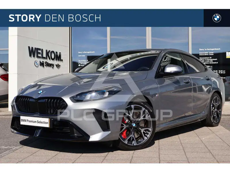 2025 BMW 220