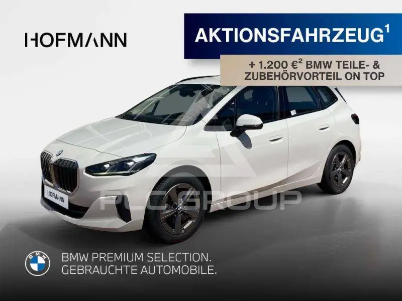 2025 BMW 220