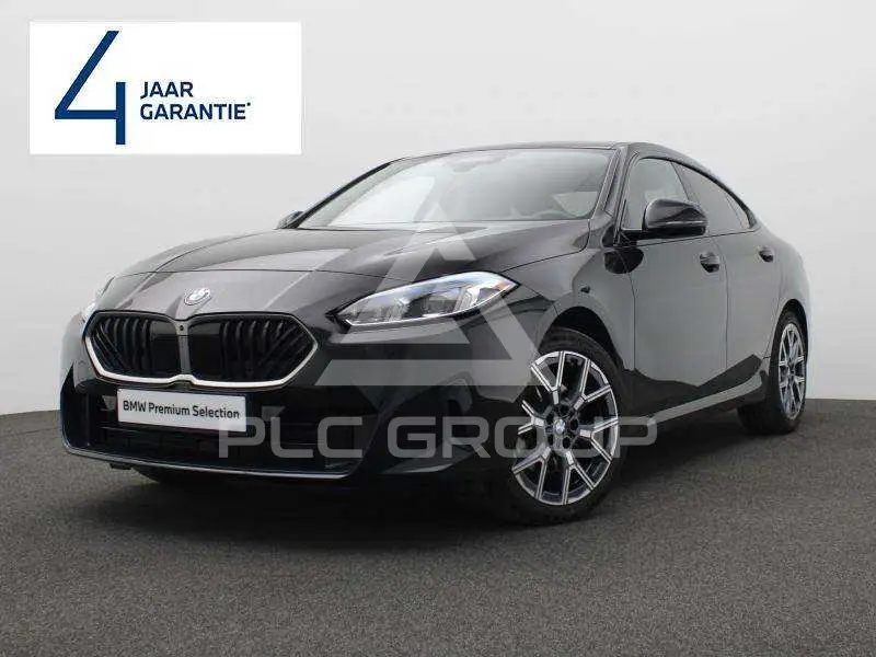2025 BMW 220