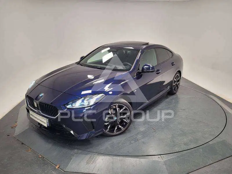 2025 BMW 220