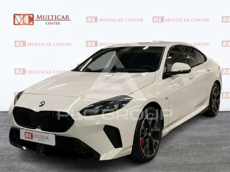 2025 BMW 220