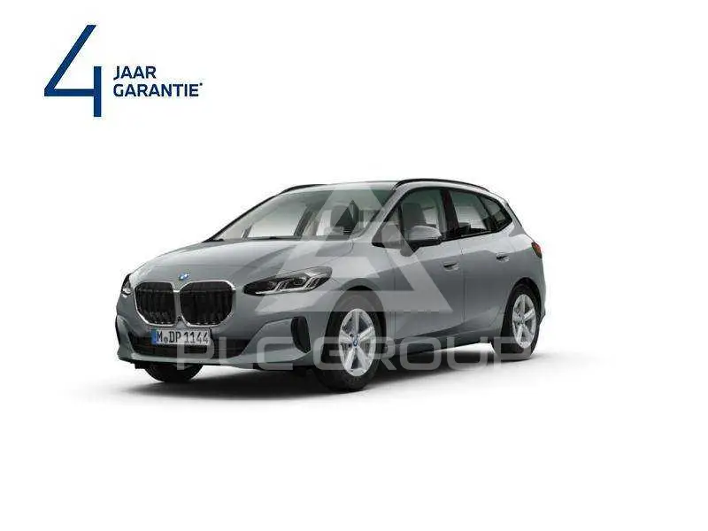 2025 BMW 216