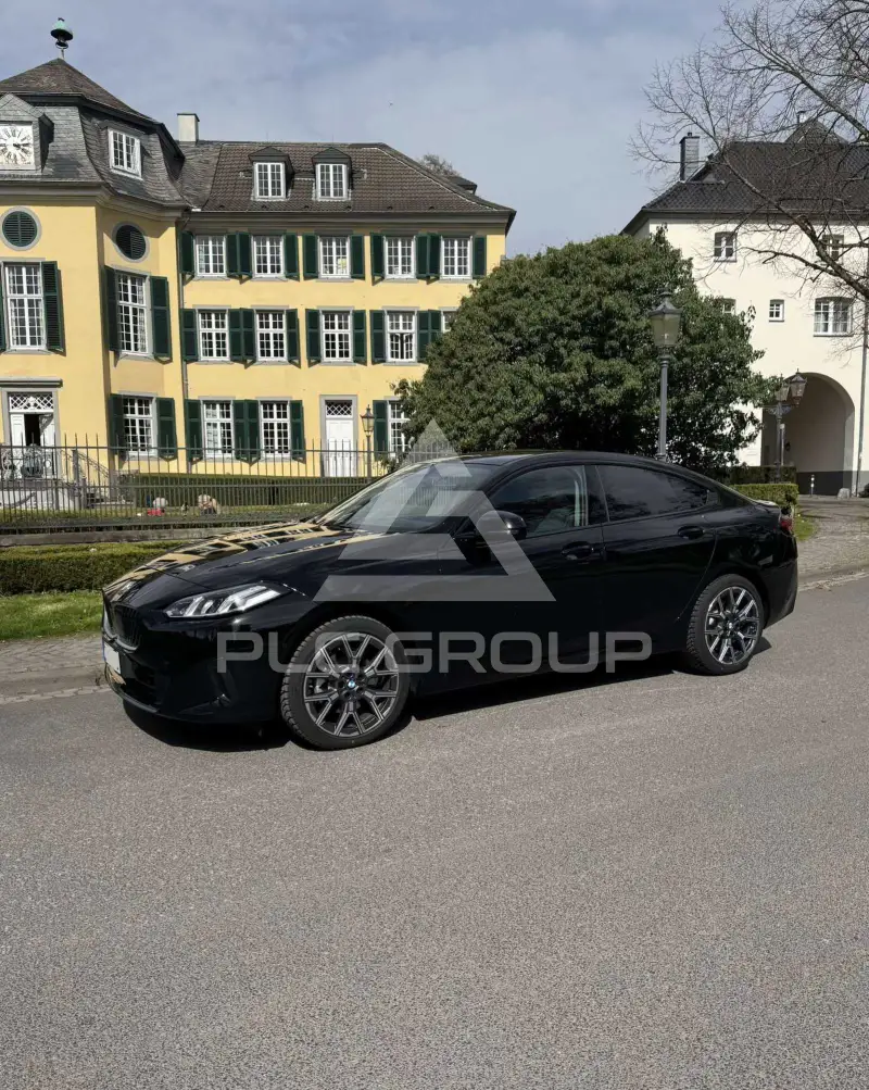 2025 BMW 216