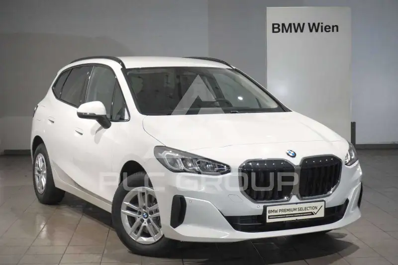 2025 BMW 216