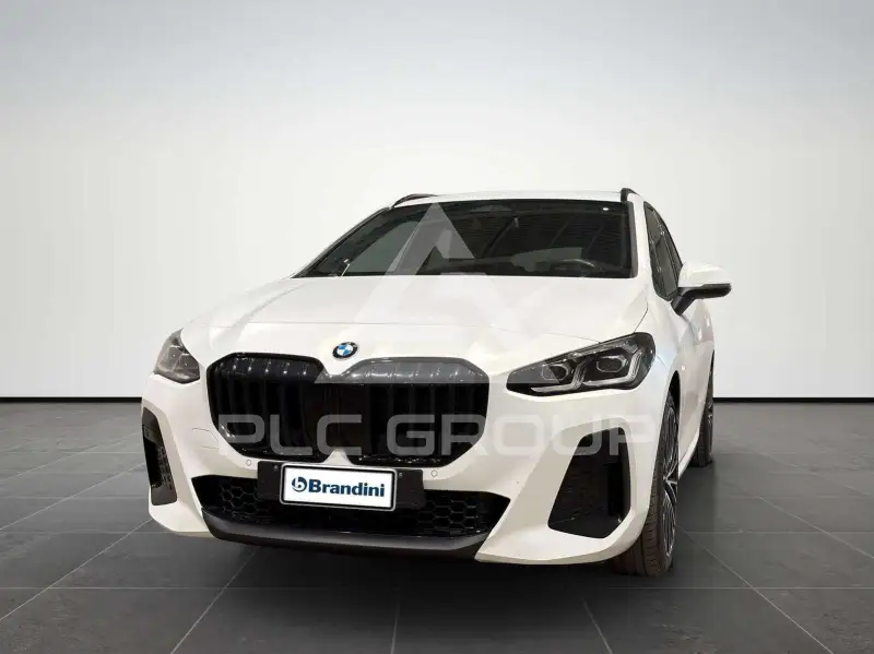 2025 BMW 216