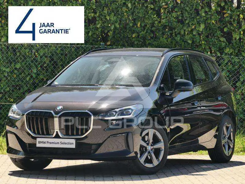 2025 BMW 216