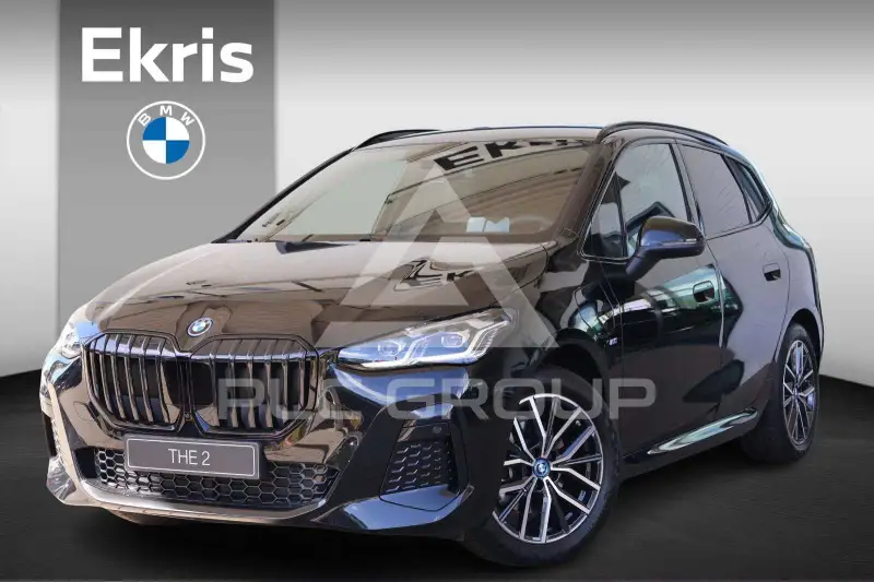 2025 BMW 225