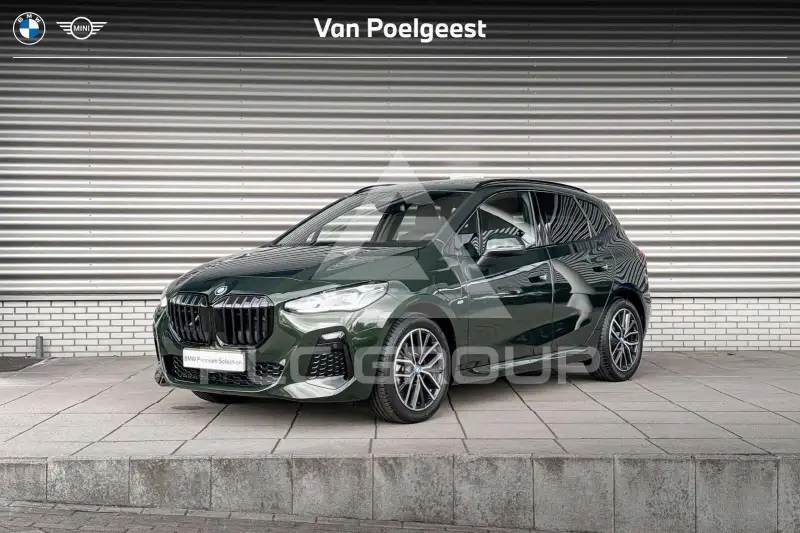 2025 BMW 225