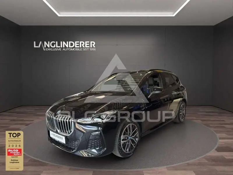 2025 BMW 225