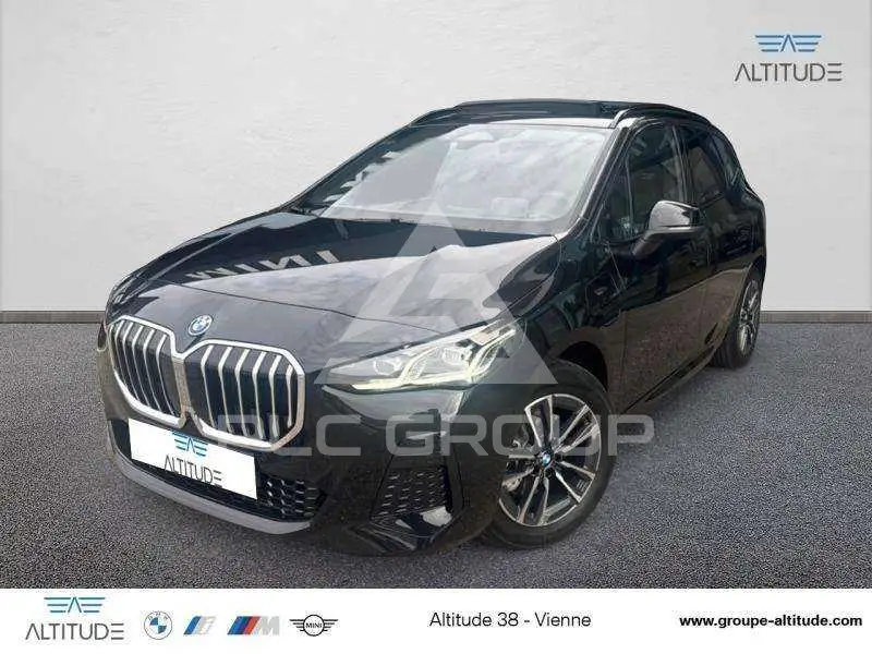 2025 BMW 225