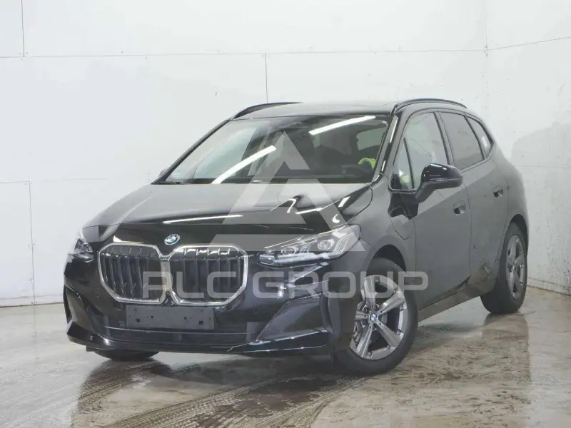 2025 BMW 225