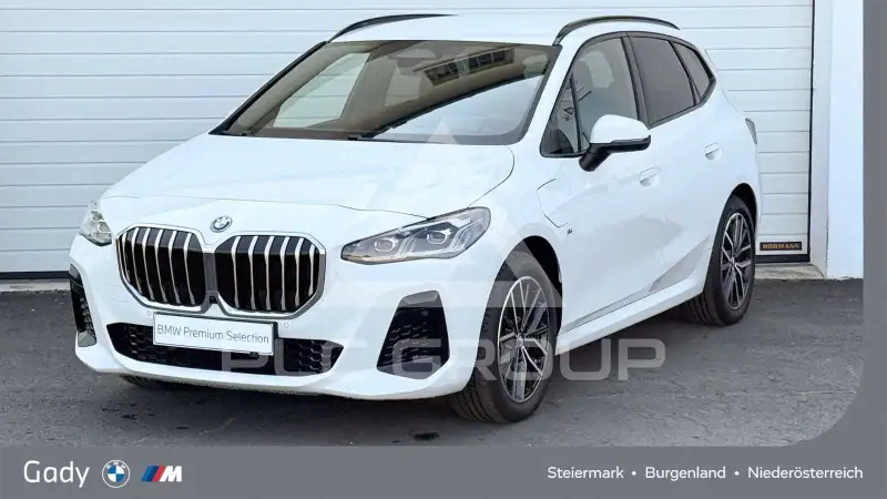 2025 BMW 225