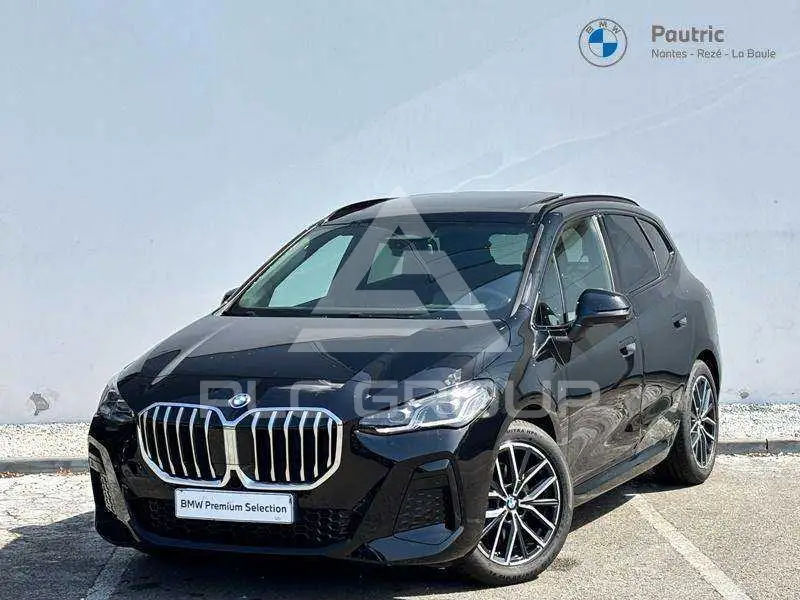 2025 BMW 225