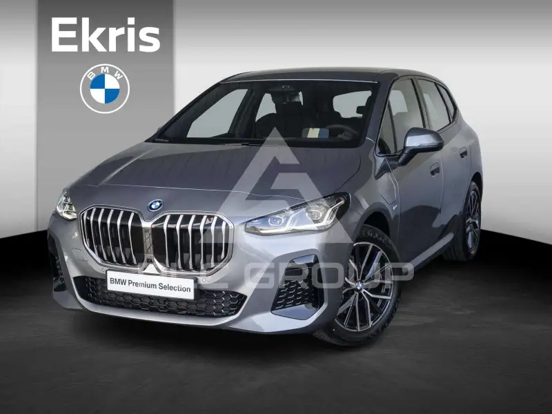 2025 BMW 225