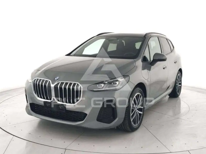 2025 BMW 225