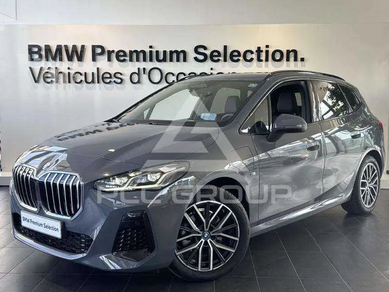 2025 BMW 225