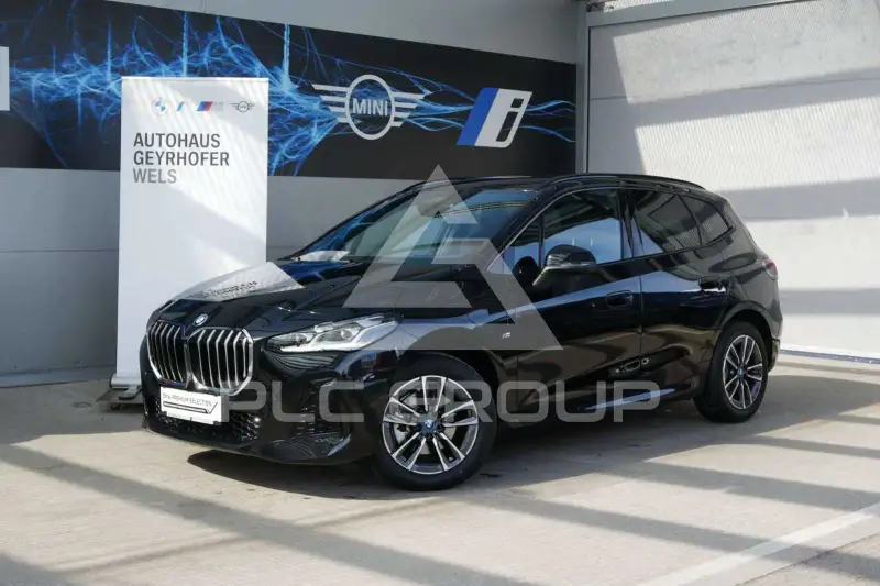 2025 BMW 225