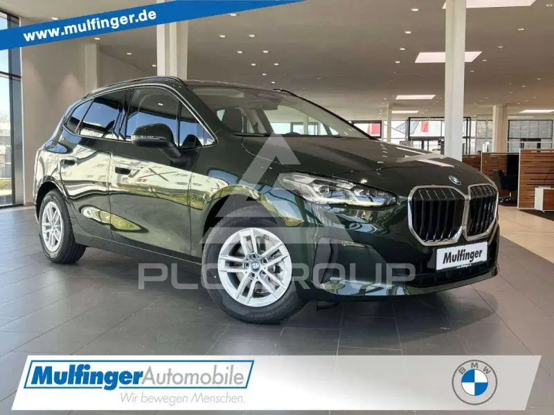 2025 BMW 225