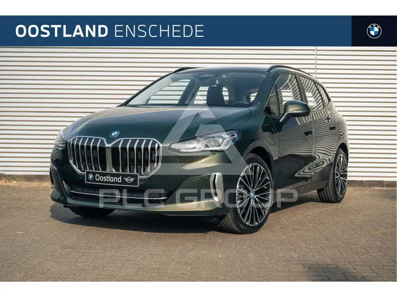 2025 BMW 225