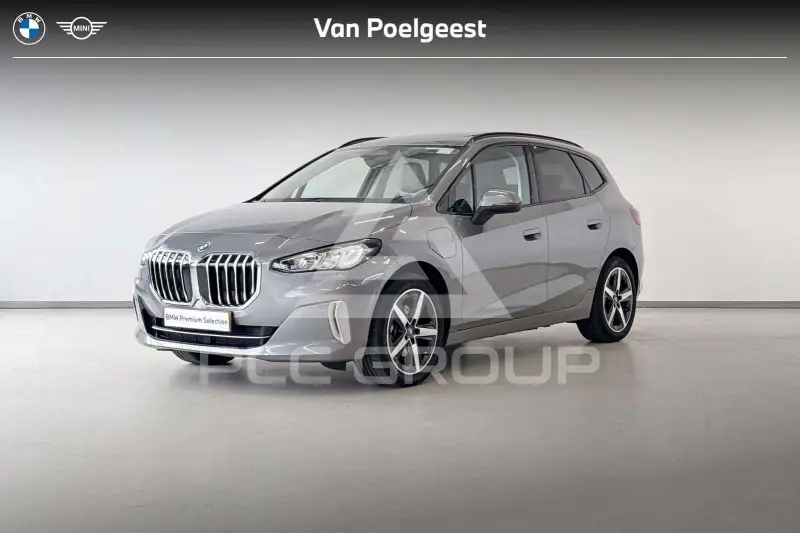 2025 BMW 225