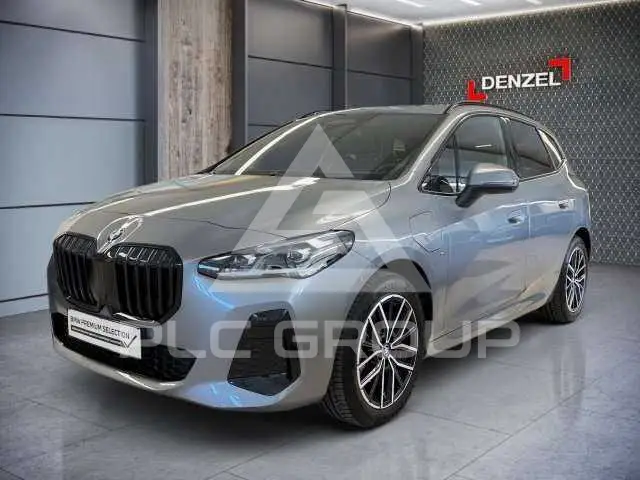 2025 BMW 225