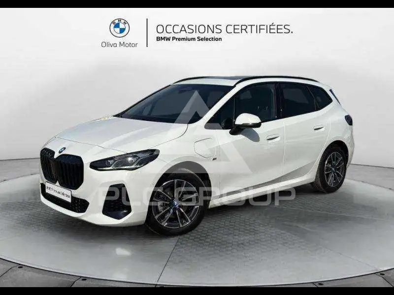 2025 BMW 225