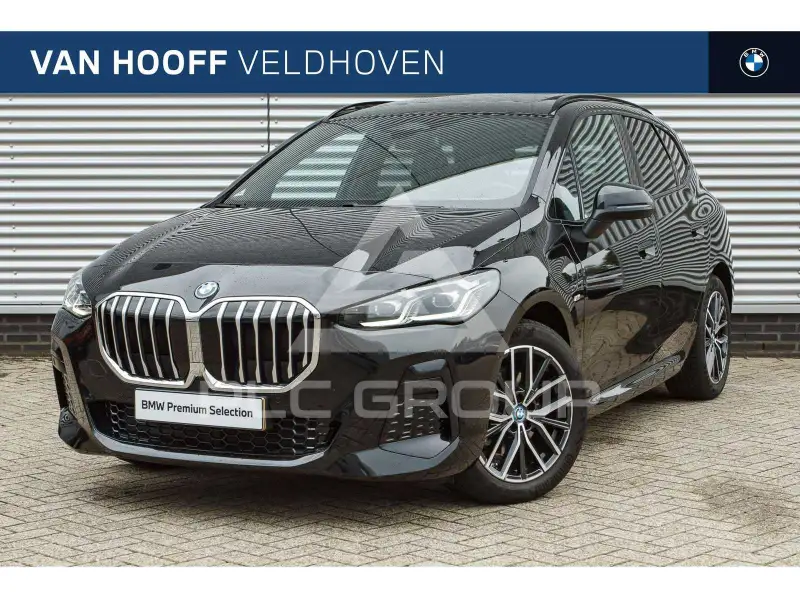 2025 BMW 225
