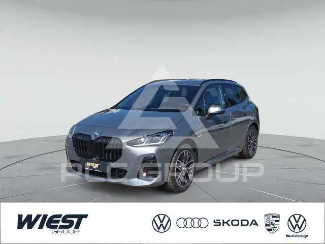 2025 BMW 225