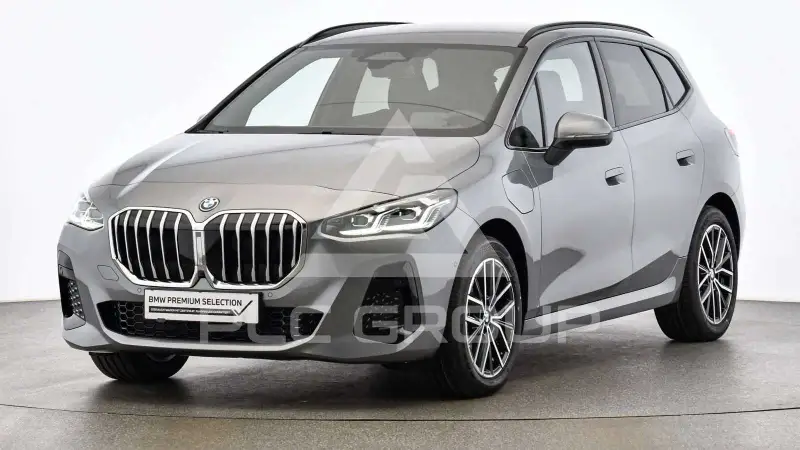 2025 BMW 225