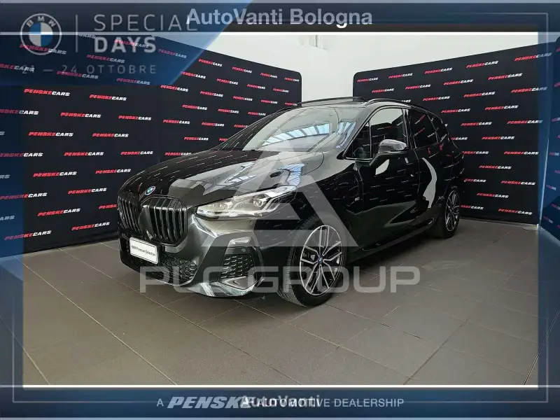 2025 BMW 225