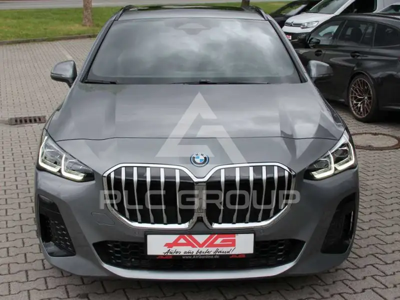 2025 BMW 225