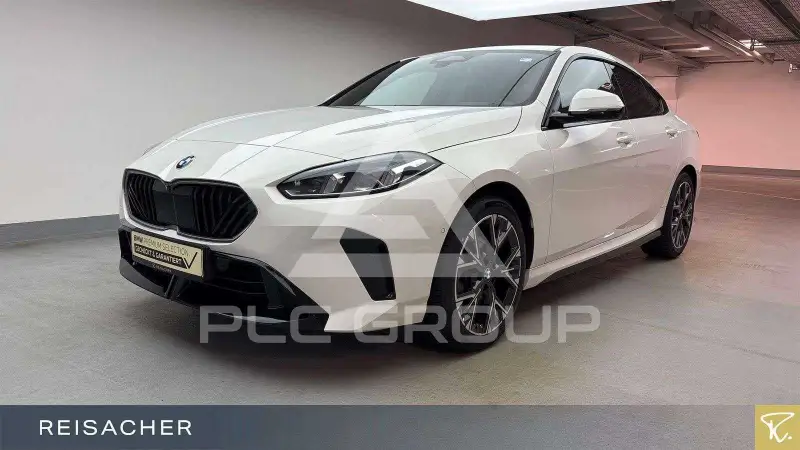 2025 BMW 220
