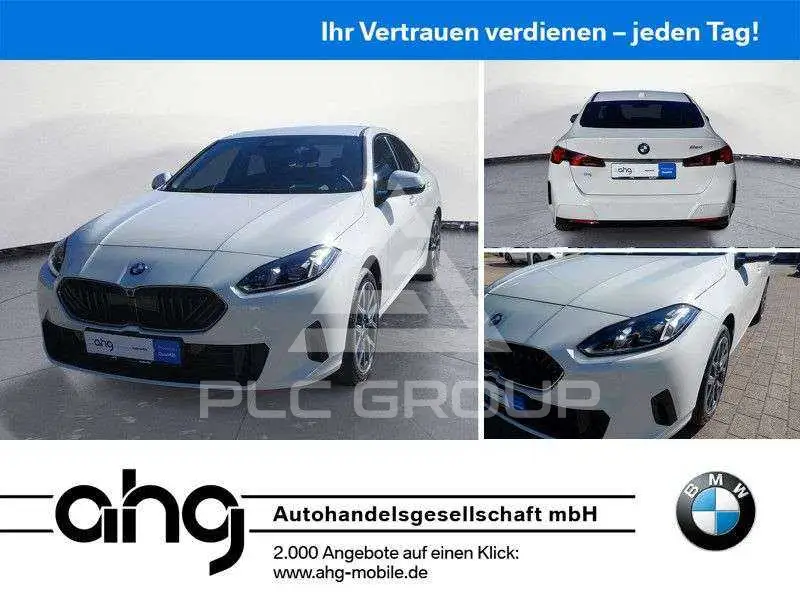 2025 BMW 220