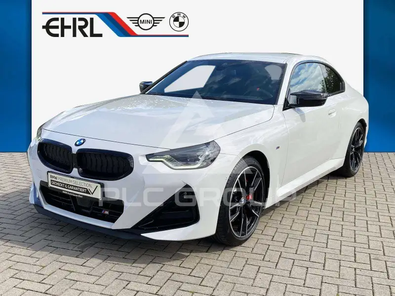 2025 BMW 240M