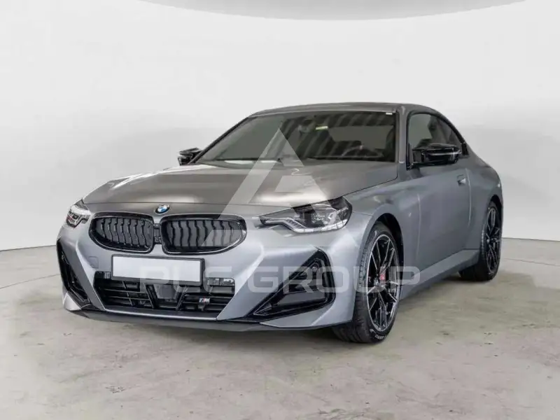 2025 BMW 240M
