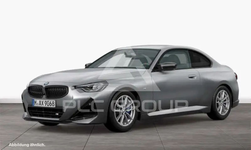 2025 BMW 240M