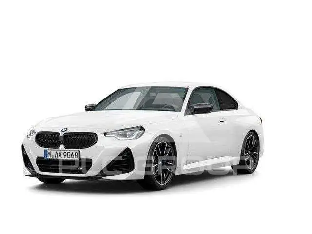 2025 BMW 240M