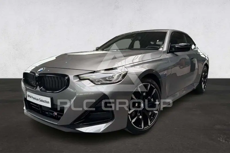 2025 BMW 240M